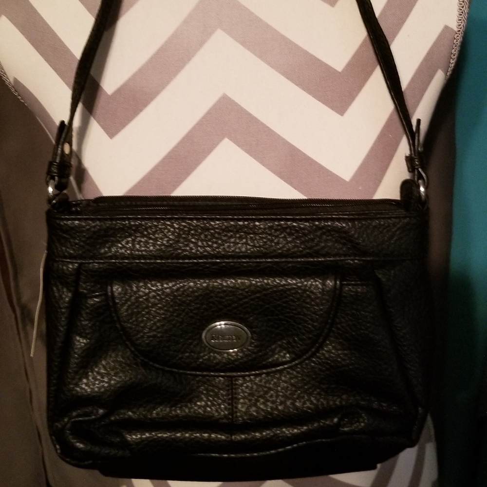 NWT KOLTOV COLLECTION BLACK PURSE WITH ZIPPER CLOSURE & INSIDE ZIPPER, ZIPPER ON